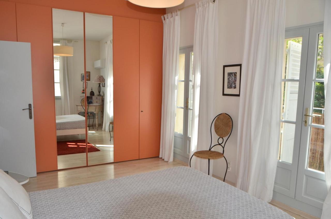 Bel Appartement Villeneuve Les Avignon Exterior foto